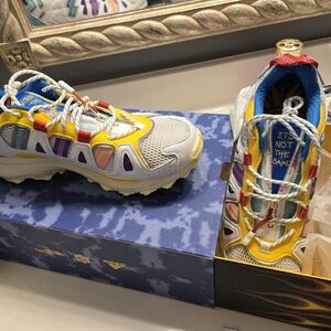 Adidas Yellow and Blue Athletic Shoes with Breathable Mesh and Quick-Lace System